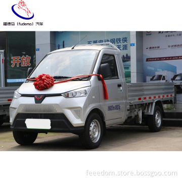 صينية Wuling 4x2 LHD 2.5T LFP بطارية 41.86 كيلو واتو واتو ساعة تحمل 300 كيلومترات الشاحنة الصينية EV شاحنة كهربائية مصغرة